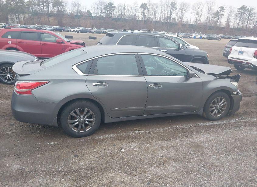 Photo 13 of 2015 Nissan Altima 2.5 S (VIN 1N4AL3AP1FN374837)