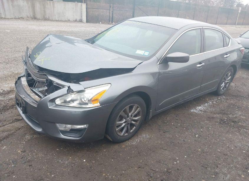 Photo 2 of 2015 Nissan Altima 2.5 S (VIN 1N4AL3AP1FN374837)