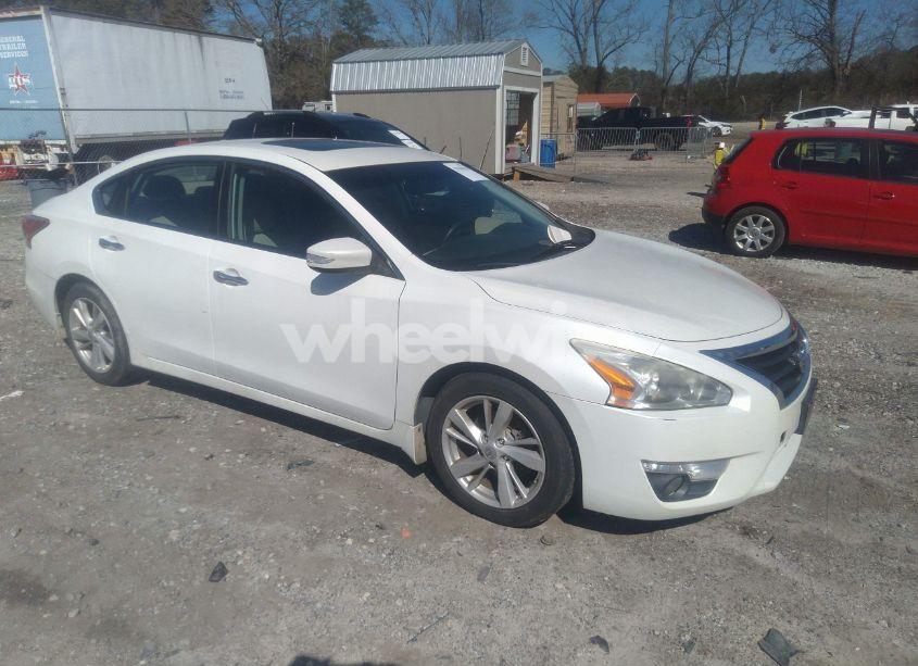 2015 Nissan Altima 2.5 SL (VIN 1N4AL3AP1FN379939) main photo