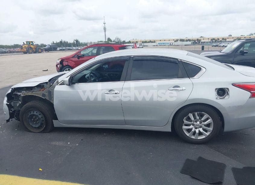 Photo 15 of 2015 Nissan Altima 2.5/2.5 S/2.5 SL/2.5 SV (VIN 1N4AL3AP1FN383893)