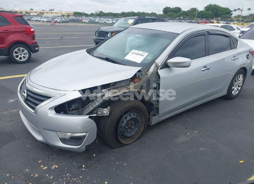 Photo 6 of 2015 Nissan Altima 2.5/2.5 S/2.5 SL/2.5 SV (VIN 1N4AL3AP1FN383893)