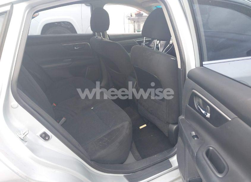 Photo 8 of 2015 Nissan Altima 2.5/2.5 S/2.5 SL/2.5 SV (VIN 1N4AL3AP1FN383893)