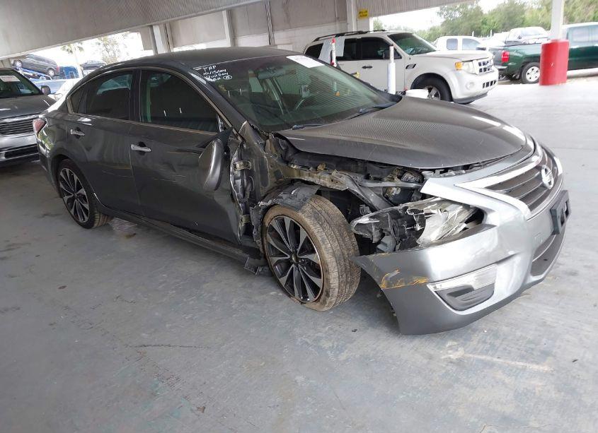2015 Nissan Altima 2.5 S (VIN 1N4AL3AP1FN388186) main photo