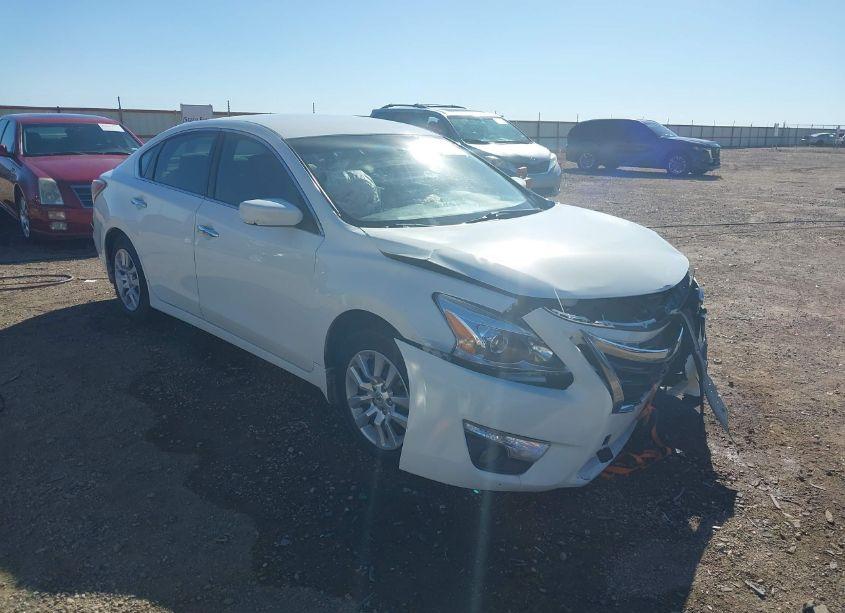 2015 Nissan Altima 2.5 S (VIN 1N4AL3AP1FN862072) main photo