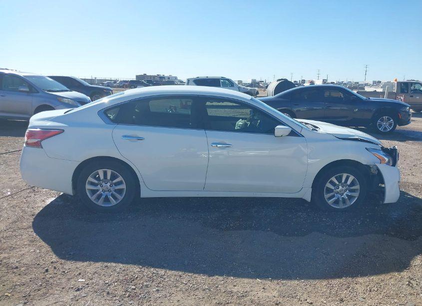 Photo 13 of 2015 Nissan Altima 2.5 S (VIN 1N4AL3AP1FN862072)