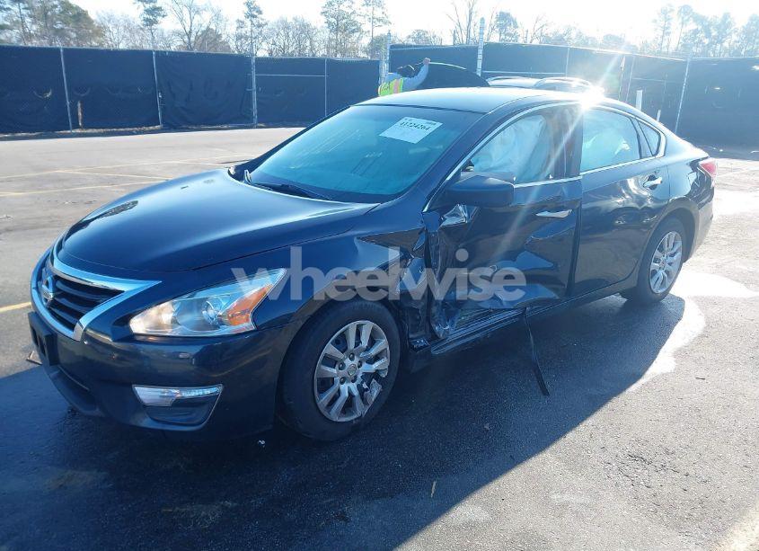 Photo 2 of 2015 Nissan Altima 2.5 S (VIN 1N4AL3AP1FN862749)
