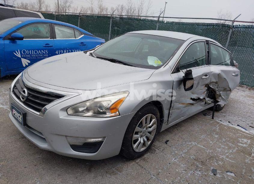 Photo 2 of 2015 Nissan Altima 2.5/2.5 S/2.5 SL/2.5 SV (VIN 1N4AL3AP1FN866610)
