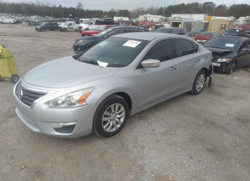 Photo 2 of 2015 Nissan Altima 2.5/2.5 S/2.5 SL/2.5 SV (VIN 1N4AL3AP1FN869796)