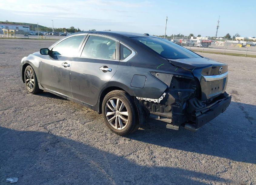 Photo 3 of 2015 Nissan Altima 2.5/2.5 S/2.5 SL/2.5 SV (VIN 1N4AL3AP1FN879485)