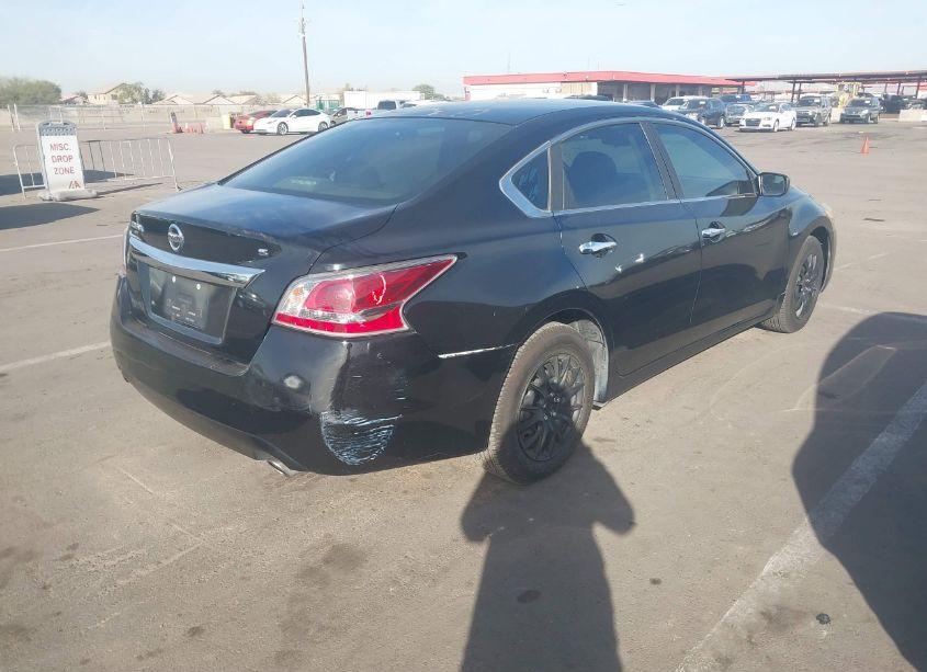 Photo 4 of 2015 Nissan Altima 2.5 S (VIN 1N4AL3AP1FN883777)