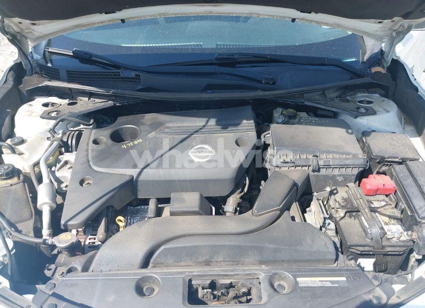Photo 10 of 2015 Nissan Altima 2.5/2.5 S/2.5 SL/2.5 SV (VIN 1N4AL3AP1FN885805)
