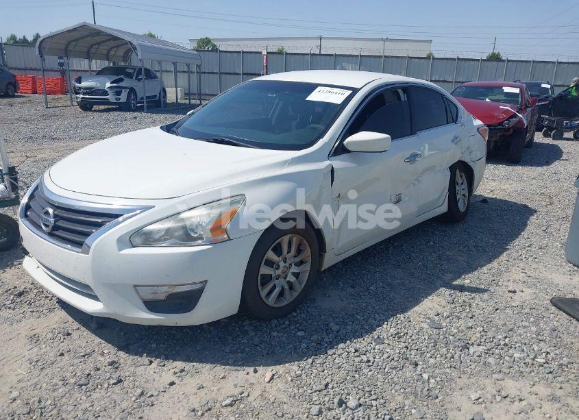 Photo 2 of 2015 Nissan Altima 2.5/2.5 S/2.5 SL/2.5 SV (VIN 1N4AL3AP1FN885805)