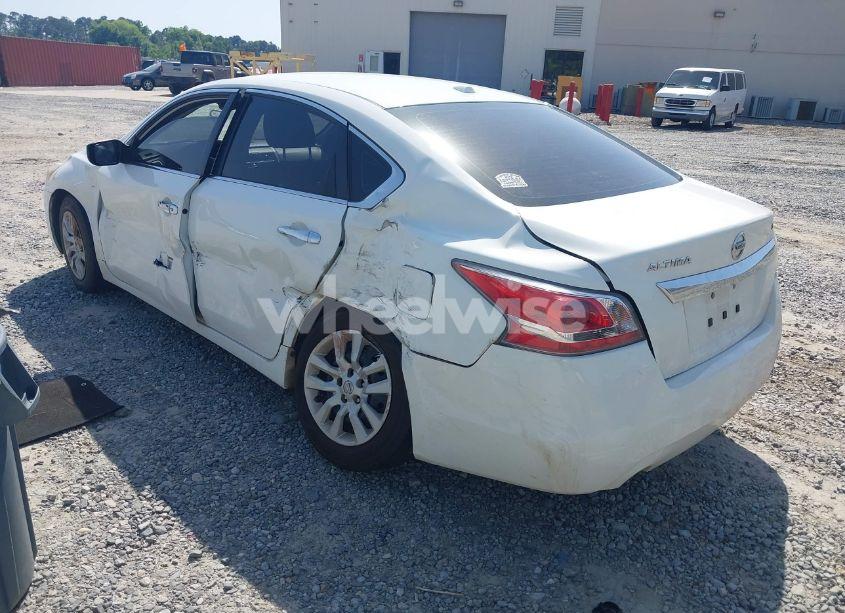 Photo 3 of 2015 Nissan Altima 2.5/2.5 S/2.5 SL/2.5 SV (VIN 1N4AL3AP1FN885805)