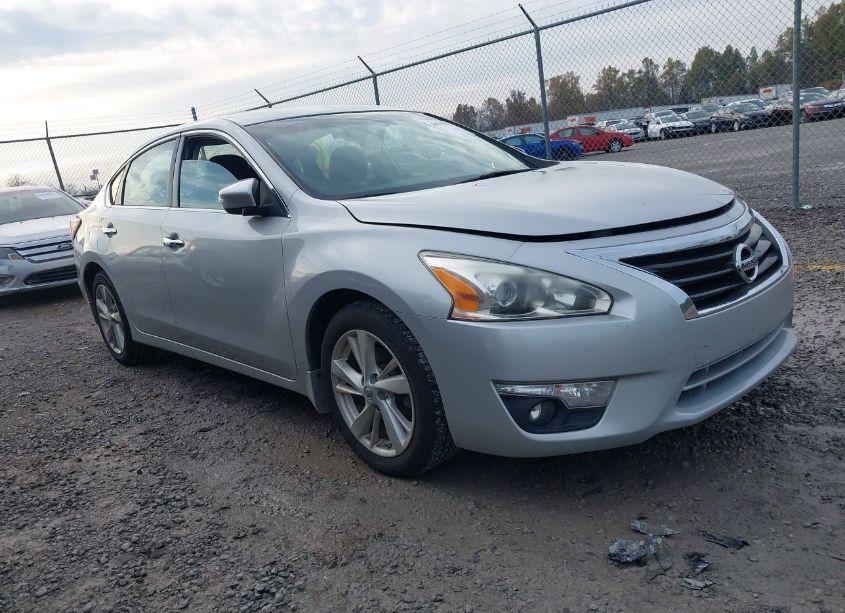 2015 Nissan Altima 2.5 SL (VIN 1N4AL3AP1FN889336) main photo