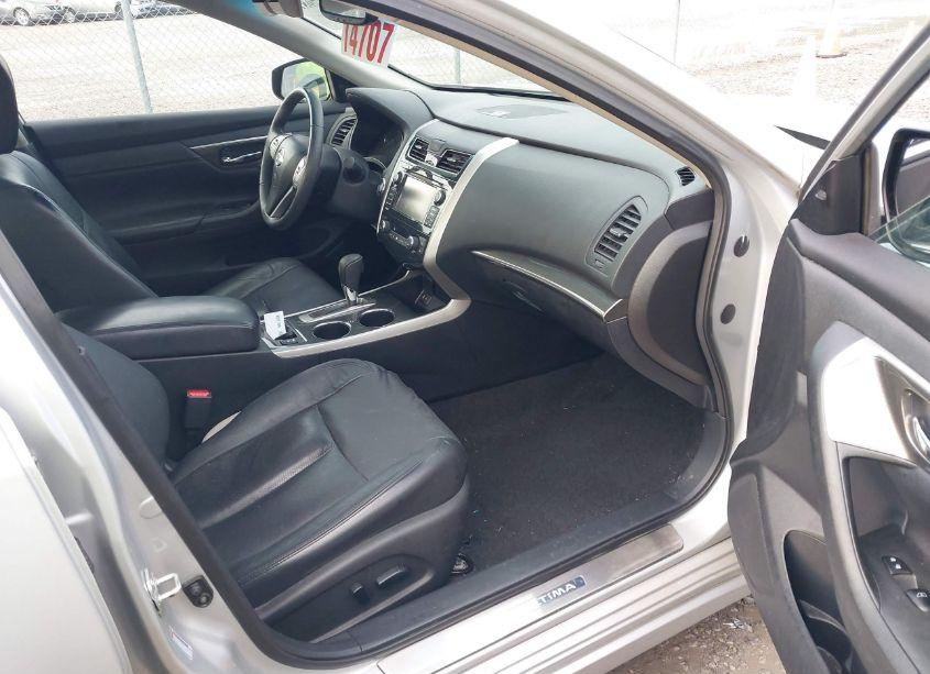 Photo 5 of 2015 Nissan Altima 2.5 SL (VIN 1N4AL3AP1FN889336)