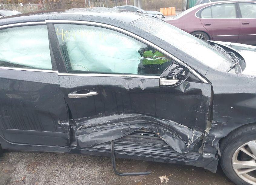 Photo 6 of 2015 Nissan Altima 2.5 SL (VIN 1N4AL3AP1FN893290)