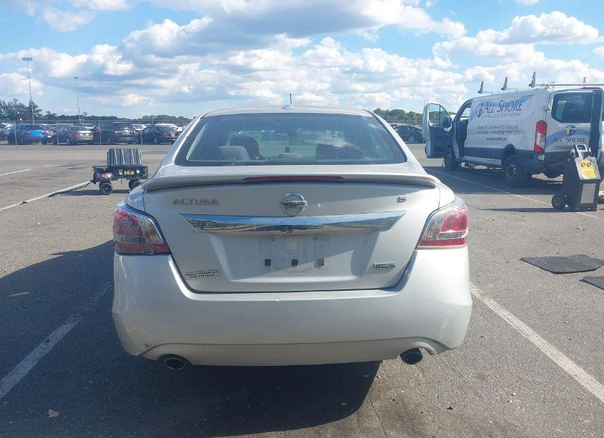 Photo 16 of 2015 Nissan Altima 2.5 S (VIN 1N4AL3AP1FN903168)