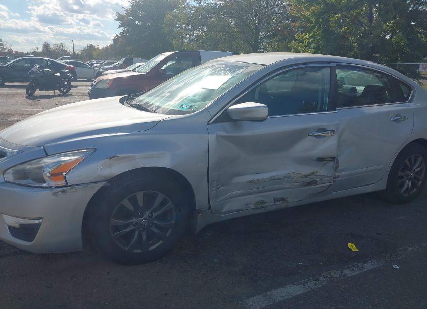 Photo 6 of 2015 Nissan Altima 2.5 S (VIN 1N4AL3AP1FN903168)