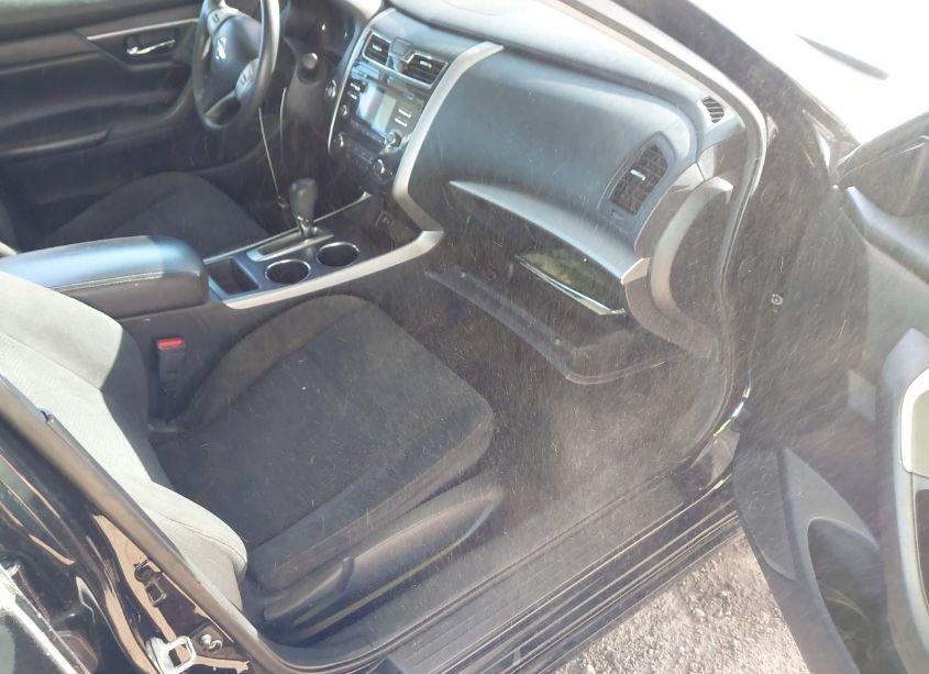 Photo 5 of 2015 Nissan Altima 2.5 S (VIN 1N4AL3AP1FN913070)
