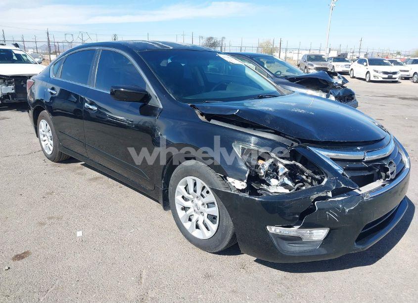 2015 Nissan Altima 2.5 S (VIN 1N4AL3AP1FN913814) main photo