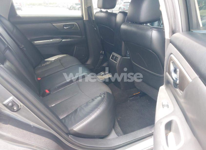 Photo 8 of 2015 Nissan Altima 2.5 SL (VIN 1N4AL3AP1FN916941)