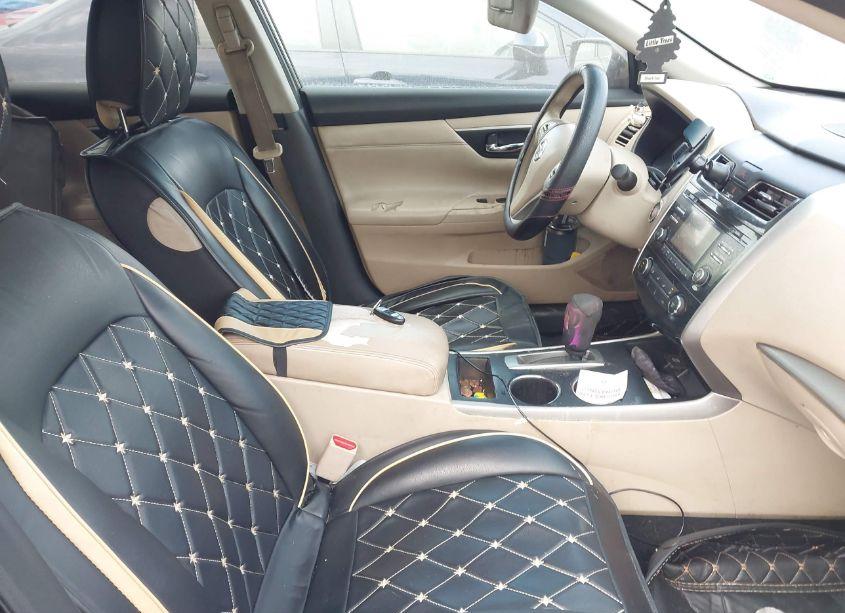 Photo 5 of 2015 Nissan Altima 2.5 S (VIN 1N4AL3AP1FN919046)