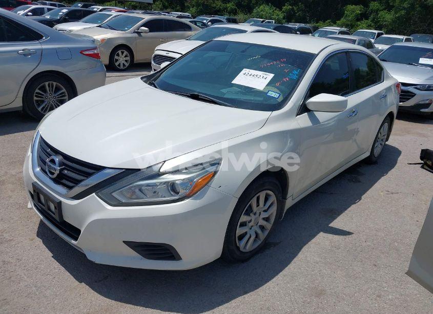 Photo 2 of 2016 Nissan Altima 2.5 S (VIN 1N4AL3AP1GC112331)