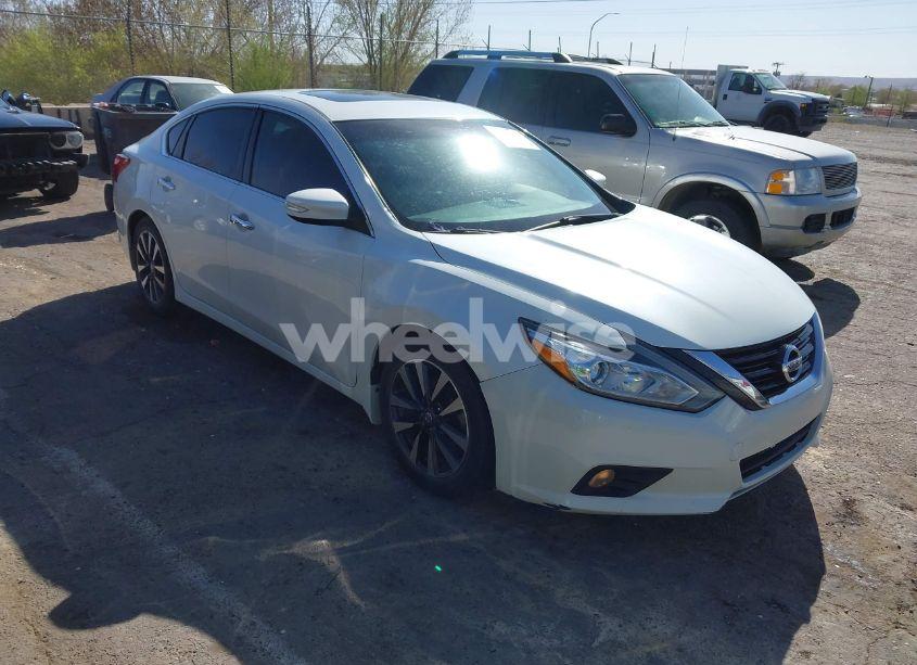 2016 Nissan Altima 2.5 SV (VIN 1N4AL3AP1GC115066) main photo