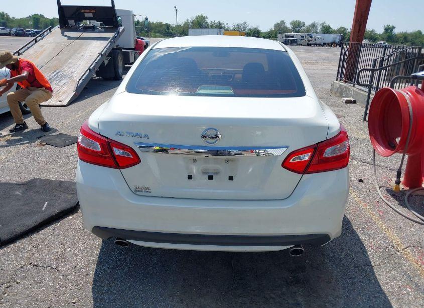 Photo 16 of 2016 Nissan Altima 2.5 S (VIN 1N4AL3AP1GC120963)