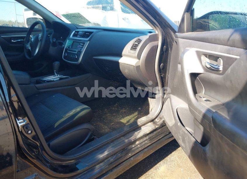 Photo 5 of 2016 Nissan Altima 2.5 S (VIN 1N4AL3AP1GC123538)