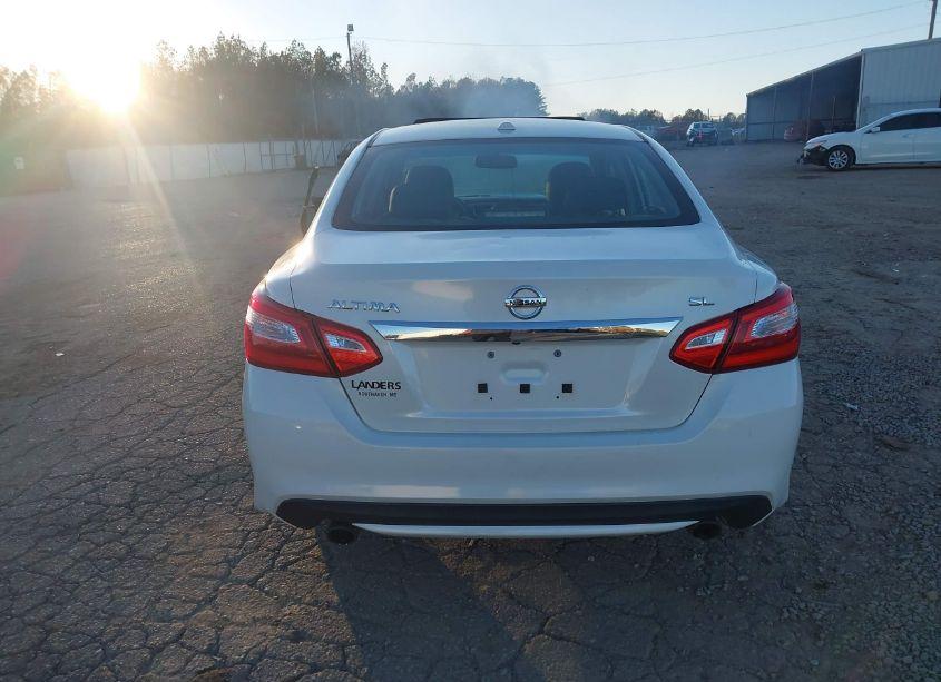Photo 16 of 2016 Nissan Altima 2.5 SL (VIN 1N4AL3AP1GC123975)