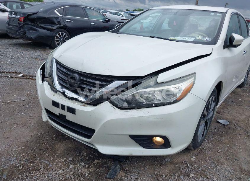 Photo 6 of 2016 Nissan Altima 2.5 SV (VIN 1N4AL3AP1GC135110)