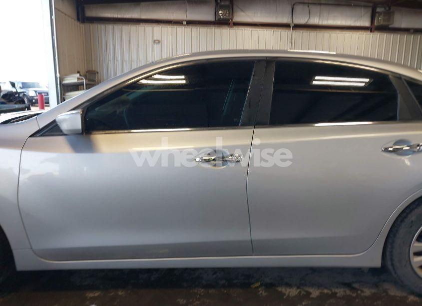 Photo 15 of 2016 Nissan Altima 2.5/2.5 S/2.5 SL/2.5 SR/2.5 SV (VIN 1N4AL3AP1GC149458)