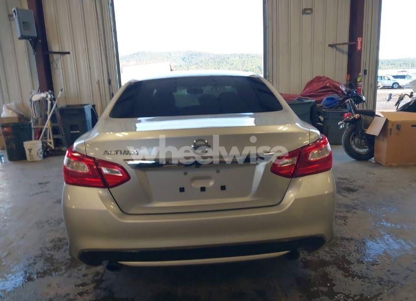 Photo 17 of 2016 Nissan Altima 2.5/2.5 S/2.5 SL/2.5 SR/2.5 SV (VIN 1N4AL3AP1GC149458)