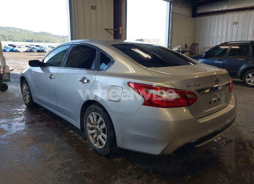 Photo 3 of 2016 Nissan Altima 2.5/2.5 S/2.5 SL/2.5 SR/2.5 SV (VIN 1N4AL3AP1GC149458)