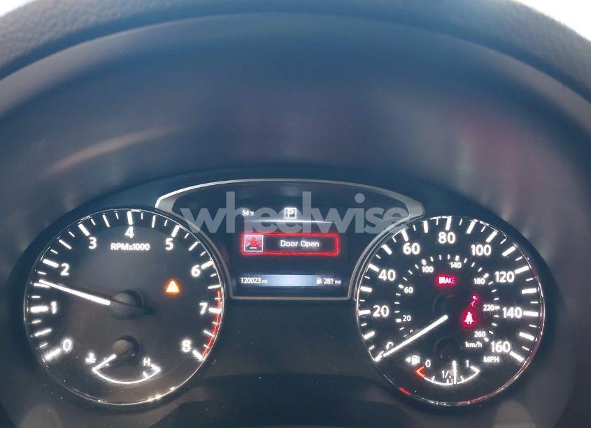 Photo 7 of 2016 Nissan Altima 2.5/2.5 S/2.5 SL/2.5 SR/2.5 SV (VIN 1N4AL3AP1GC149458)