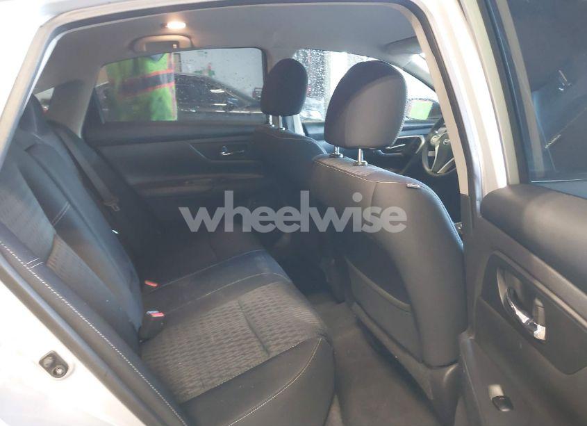 Photo 8 of 2016 Nissan Altima 2.5/2.5 S/2.5 SL/2.5 SR/2.5 SV (VIN 1N4AL3AP1GC149458)