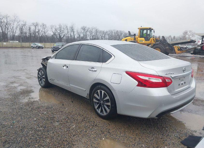 Photo 3 of 2016 Nissan Altima 2.5 SL (VIN 1N4AL3AP1GC160931)