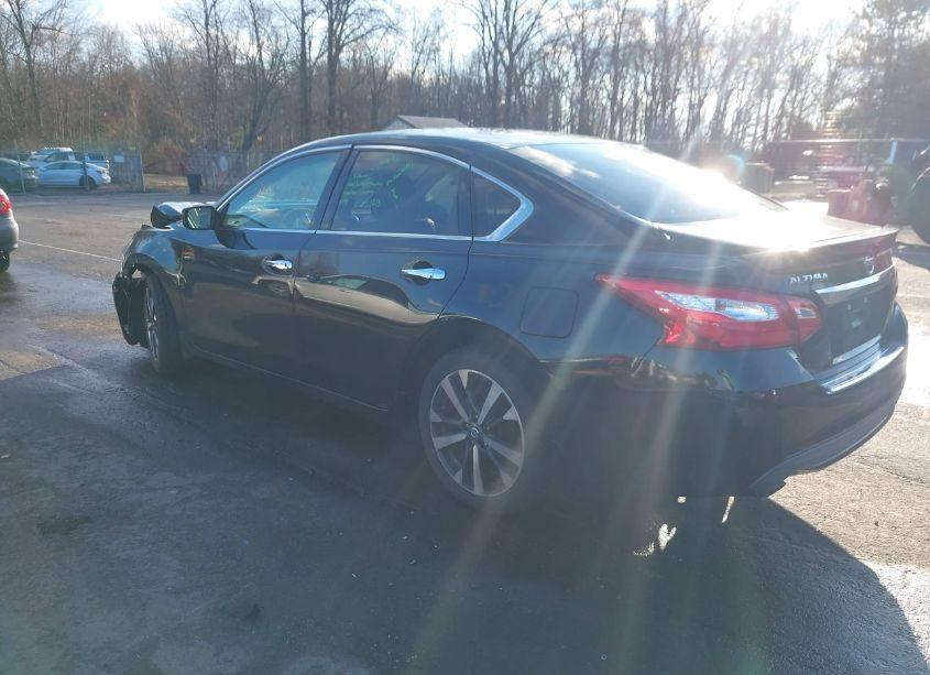 Photo 3 of 2016 Nissan Altima 2.5 SR (VIN 1N4AL3AP1GC164770)