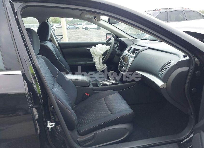 Photo 5 of 2016 Nissan Altima 2.5 SV (VIN 1N4AL3AP1GC183710)