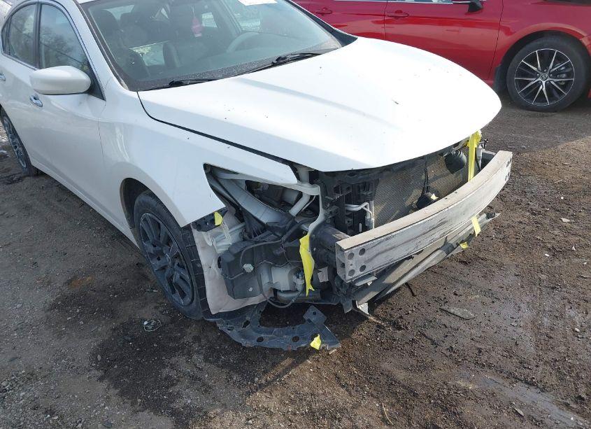 Photo 6 of 2016 Nissan Altima 2.5/2.5 S/2.5 SL/2.5 SR/2.5 SV (VIN 1N4AL3AP1GC184405)