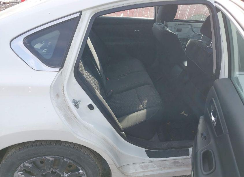 Photo 8 of 2016 Nissan Altima 2.5/2.5 S/2.5 SL/2.5 SR/2.5 SV (VIN 1N4AL3AP1GC184405)