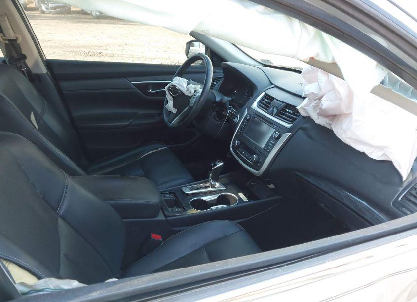 Photo 5 of 2016 Nissan Altima 2.5 SL (VIN 1N4AL3AP1GC187109)