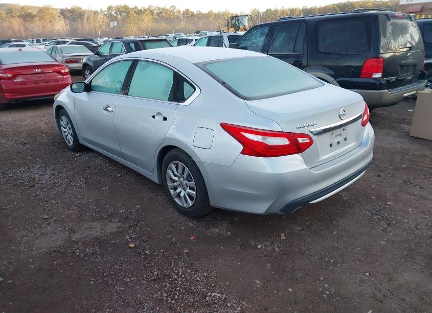 Photo 3 of 2016 Nissan Altima 2.5/2.5 S/2.5 SL/2.5 SR/2.5 SV (VIN 1N4AL3AP1GC201283)