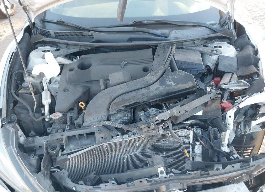 Photo 10 of 2016 Nissan Altima 2.5/2.5 S/2.5 SL/2.5 SR/2.5 SV (VIN 1N4AL3AP1GC207438)