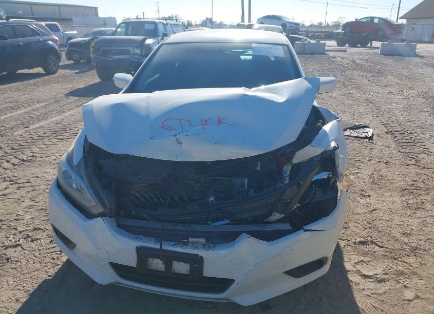 Photo 6 of 2016 Nissan Altima 2.5/2.5 S/2.5 SL/2.5 SR/2.5 SV (VIN 1N4AL3AP1GC207438)