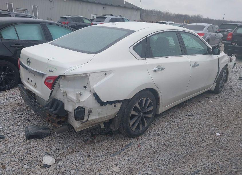 Photo 4 of 2016 Nissan Altima 2.5 SV (VIN 1N4AL3AP1GC211859)