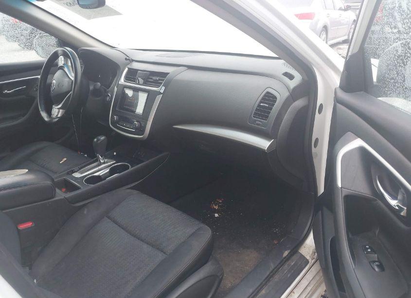Photo 5 of 2016 Nissan Altima 2.5 SV (VIN 1N4AL3AP1GC211859)