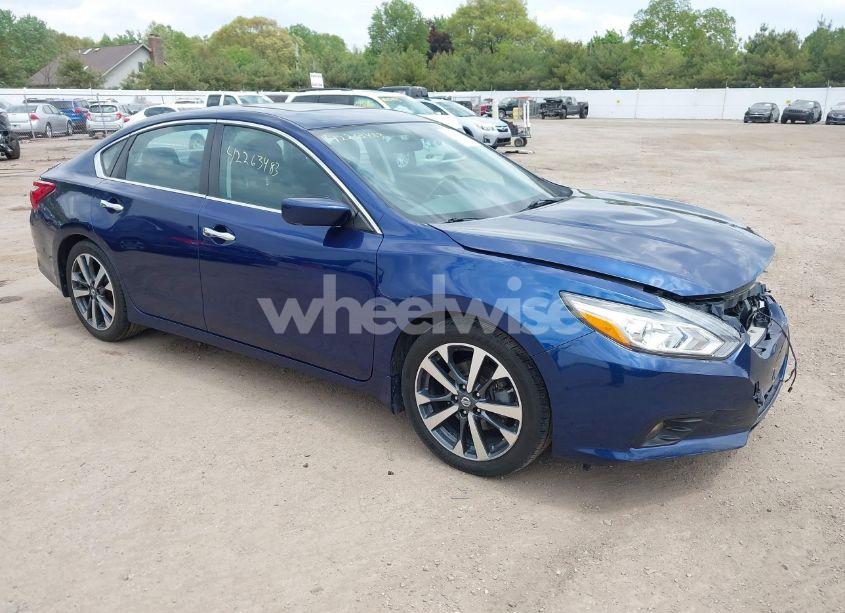 2016 Nissan Altima 2.5 SR (VIN 1N4AL3AP1GC213207) main photo