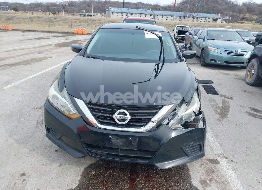 Photo 12 of 2016 Nissan Altima 2.5/2.5 S/2.5 SL/2.5 SR/2.5 SV (VIN 1N4AL3AP1GC225017)